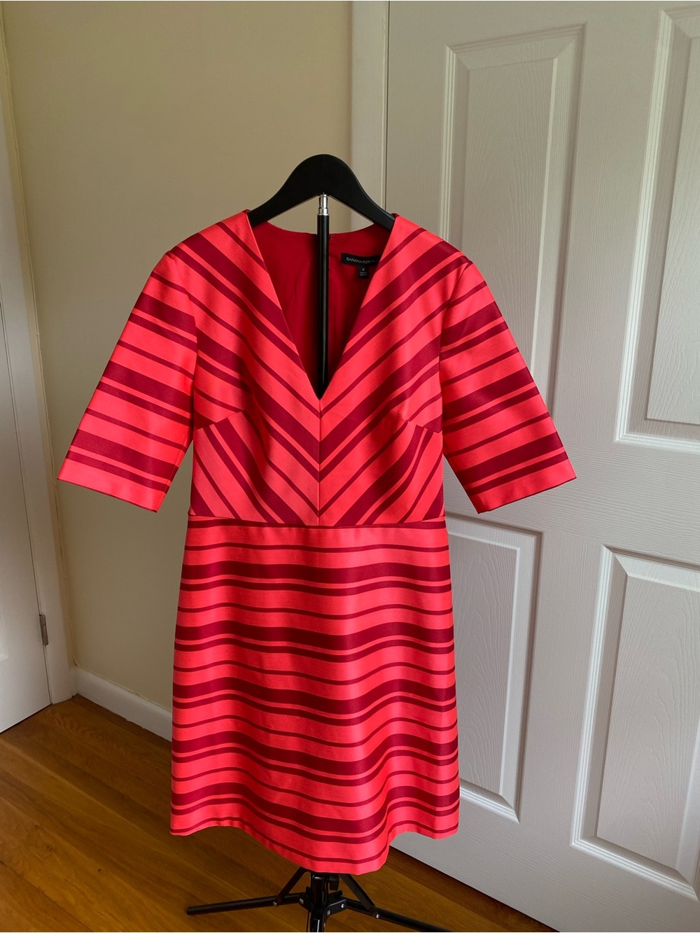 NWT Banana Republic Red Satin Striped Dress Sz 8